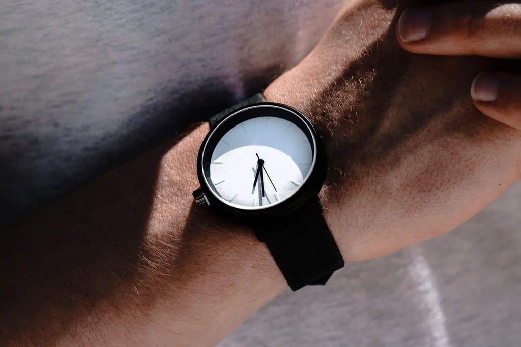 Analog Wristwatch